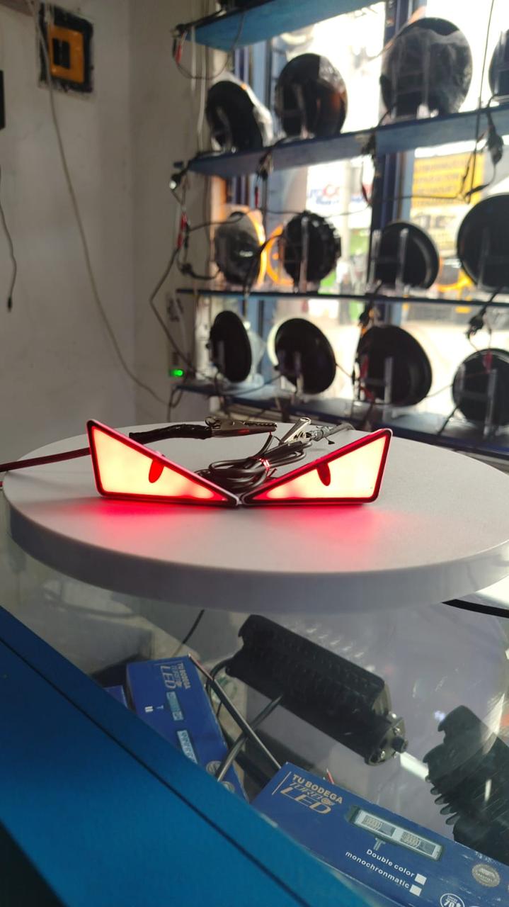 Par De Ojos Colores Para Moto Tu11a